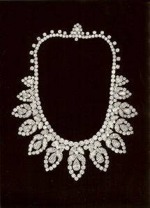Collier con più di 283 carati di diamanti creato per Harry Winston nel 1980.(Archivio Harry Winston).